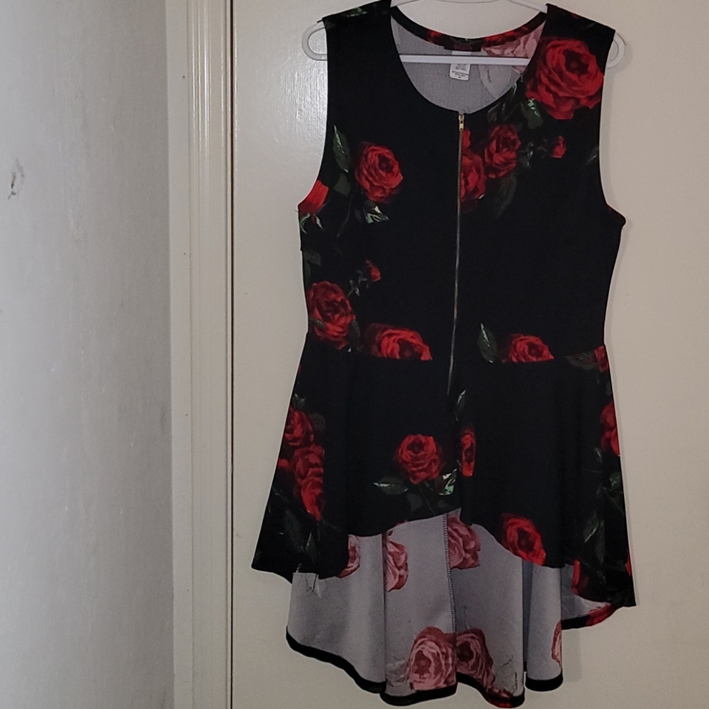 Hi-Low Rose Floral Peplum Top